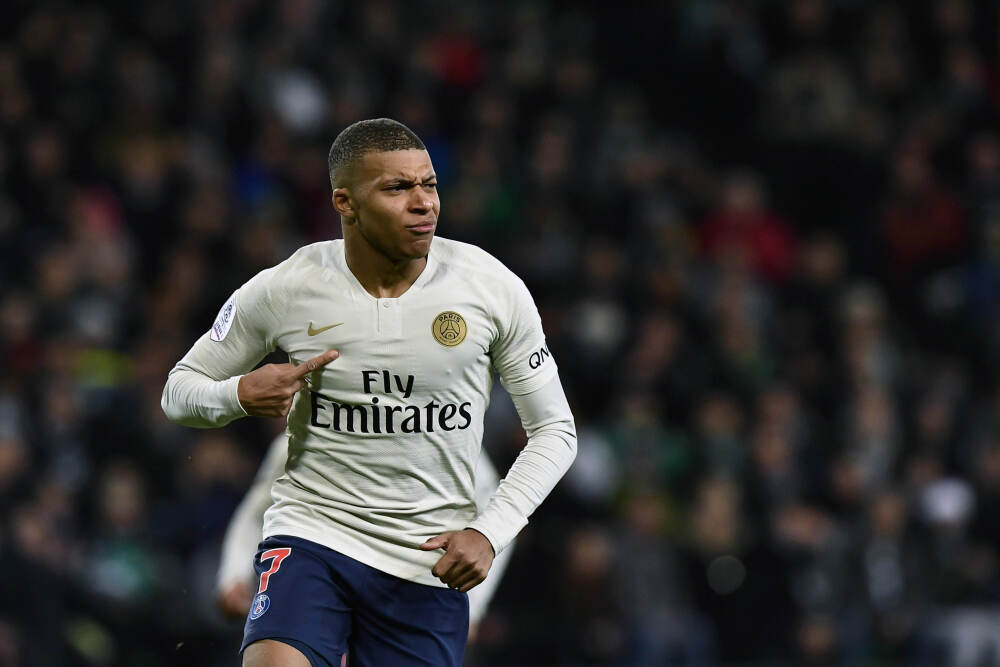 划清AI安全底线！新网络安全法施行 罚款上限提至千万